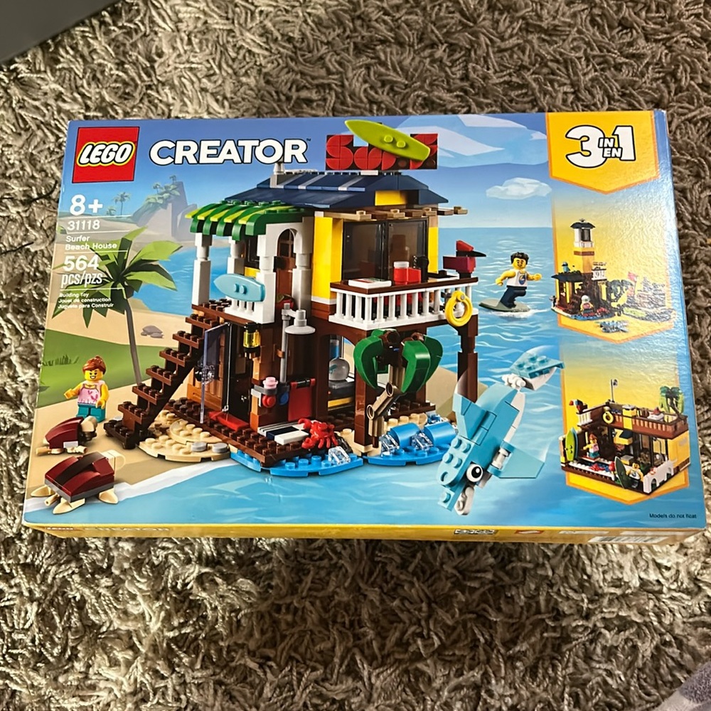 Lego creator - surfer beach house